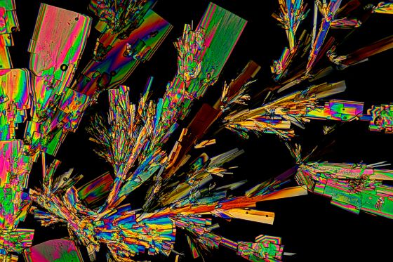 Natriumthiosulfat Kristallisiert aus der Schmelze.