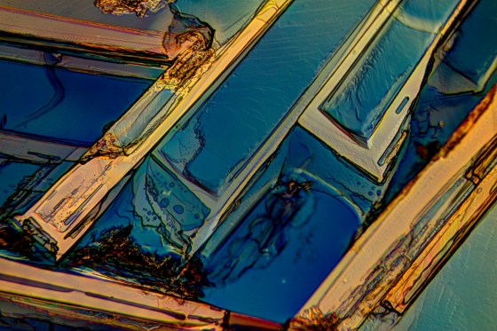 Benzoesäure mit Tesafolie